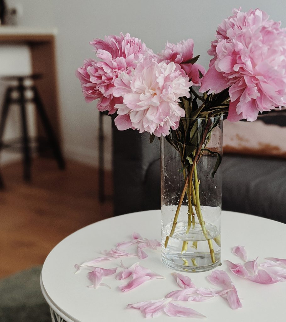 flower shop - Web design and graphic design services - Muhammad Adeel